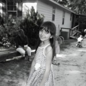 Meet your Posher, Manuela nellie